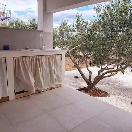 Bella Casa Vila