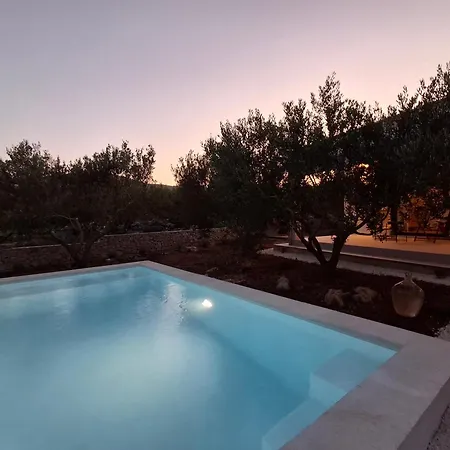 Bella Casa Villa *